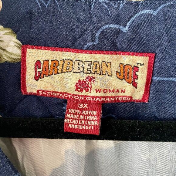 Caribbean Joe Hawaiian Button Down Tie Front Cropped Blouse | Size 3x - Picture 8 of 9